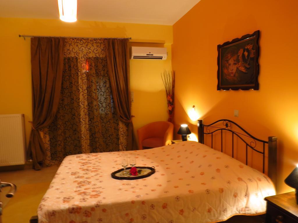 Villa Christine - Maisonettes With Fireplace Aliveri Ruang foto