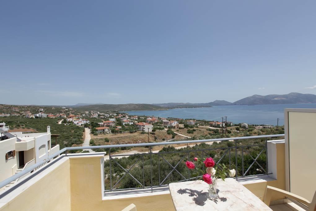 Villa Christine - Maisonettes With Fireplace Aliveri Bagian luar foto