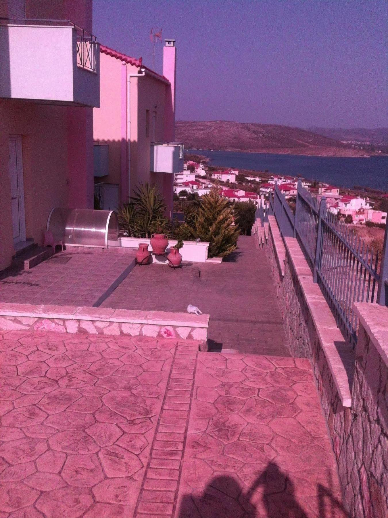 Villa Christine - Maisonettes With Fireplace Aliveri Bagian luar foto